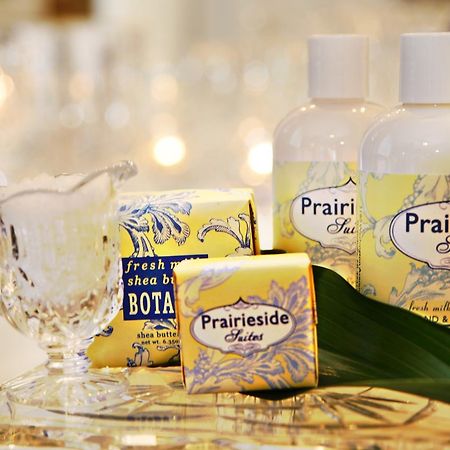 גרנדוויל Prairieside Suites Luxury Bed & Breakfast מראה חיצוני תמונה