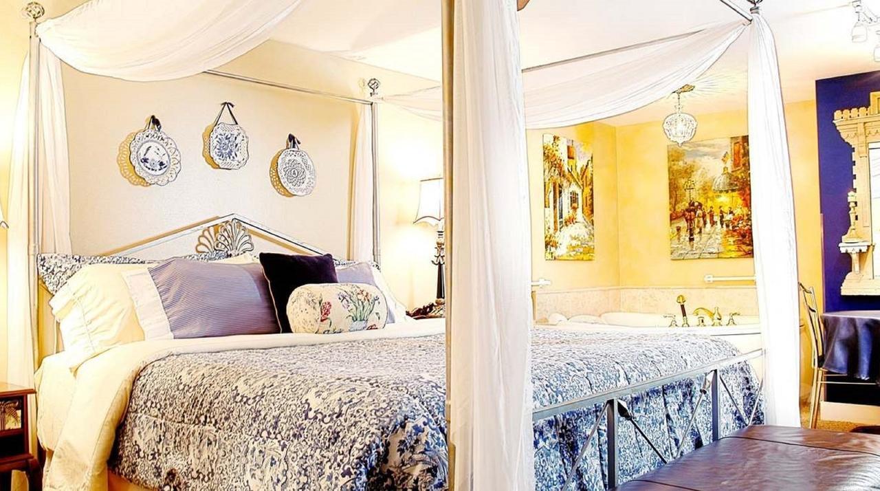 גרנדוויל Prairieside Suites Luxury Bed & Breakfast מראה חיצוני תמונה